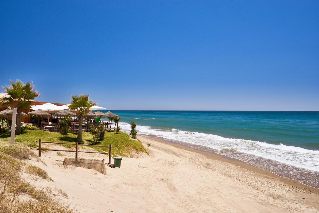 Oleholidays 226 Romana Playa Primera Linea De Mar Marbella Exterior photo
